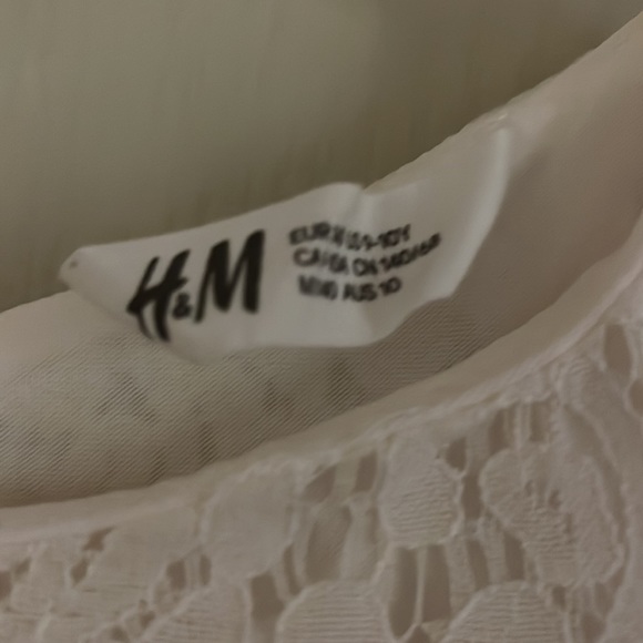 White lace top - Picture 3 of 4